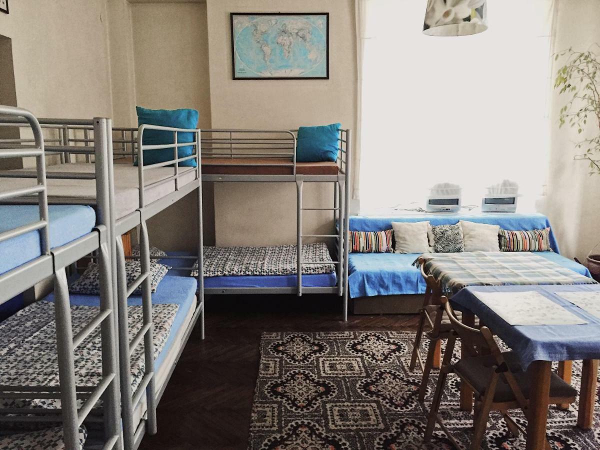 Hostel Aleje 28 Kraków Eksteriør billede